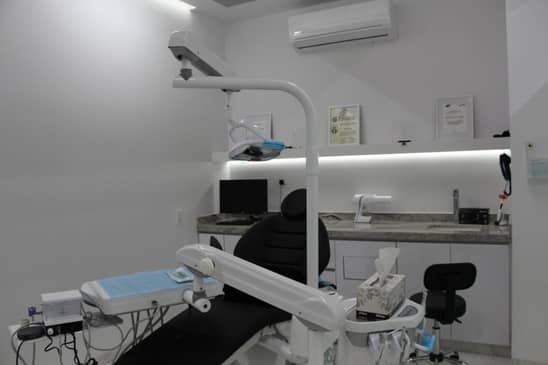 Slider image (7) RUMO Dental Group